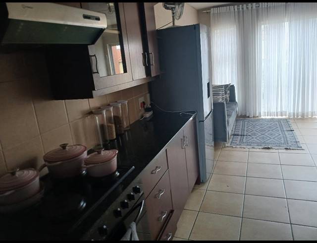 2 bed property for sale in AEROTON